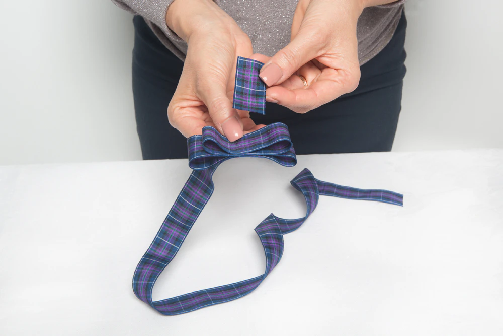 Tailored Ribbon Bow Cake Tailored Ribbon Bow Cake