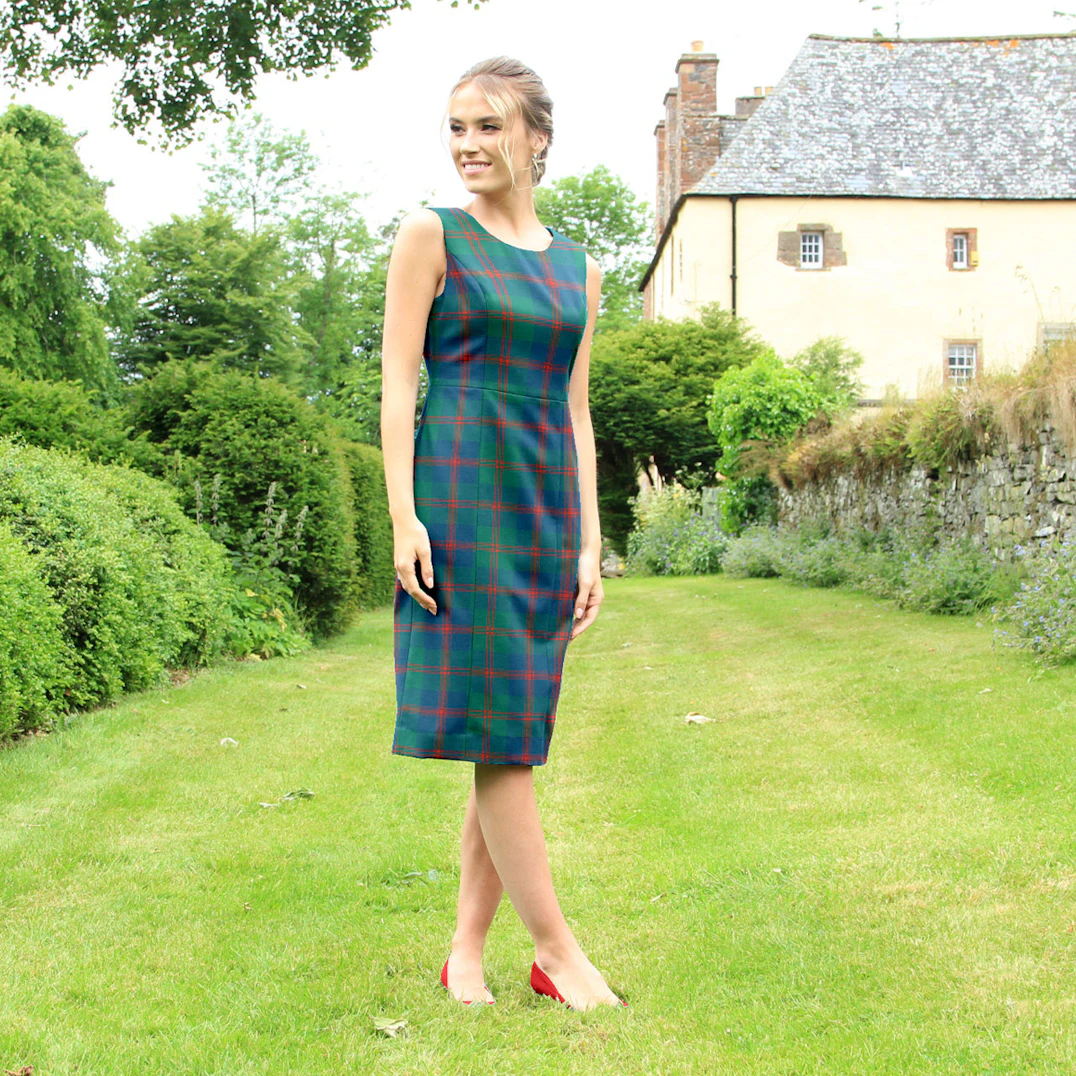Sleeveless Plaid Dress | More than 500 plaids | ScotlandShop Sleeveless Plaid Dress | More than 500 plaids | ScotlandShop