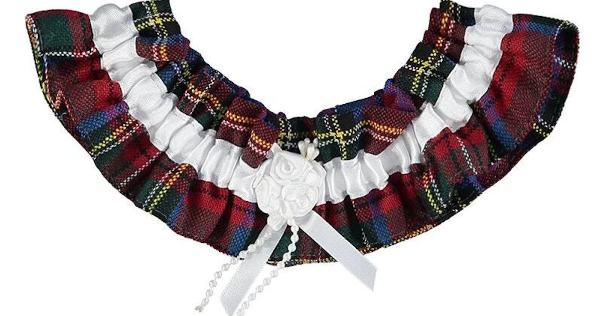 Plaid Wool Wedding Garter (MacDonald of the Isles Green Modern) Plaid Wool Wedding Garter (MacDonald of the Isles Green Modern)